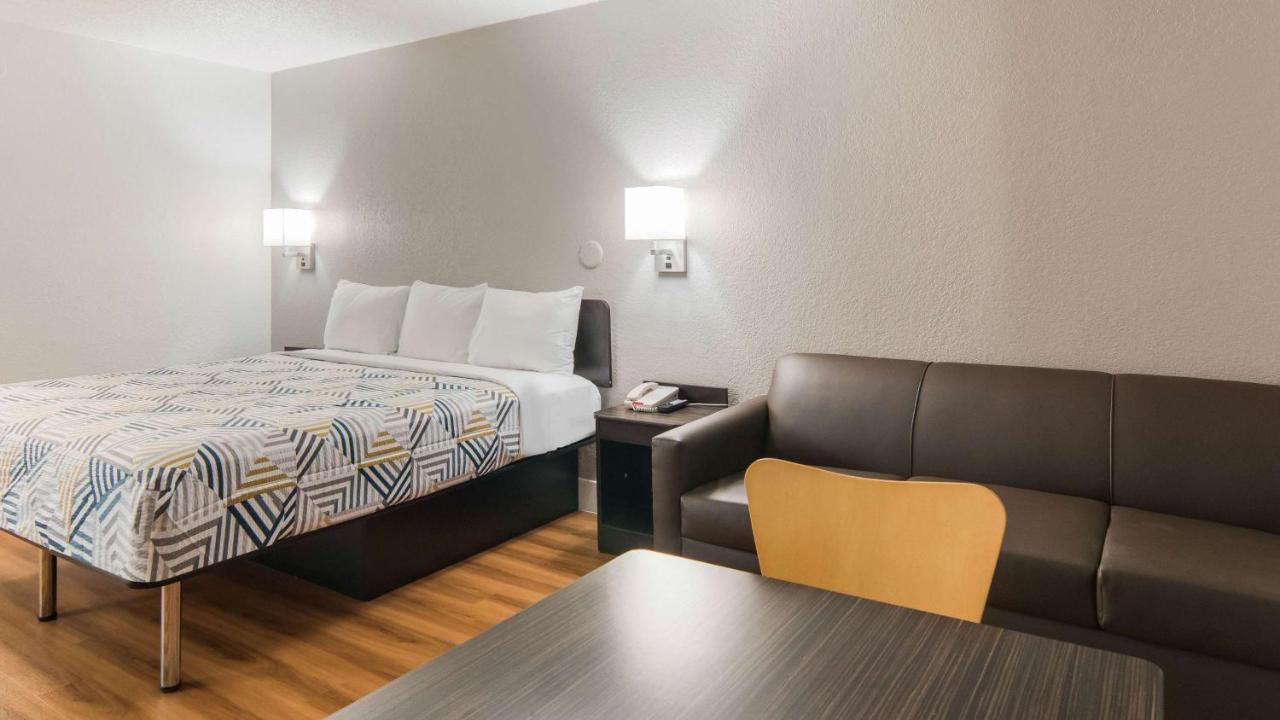 Motel 6-Addison, Tx - Dallas Ngoại thất bức ảnh