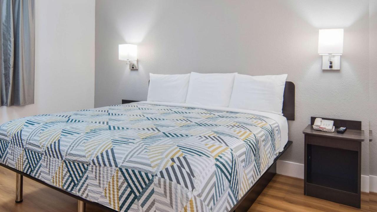 Motel 6-Addison, Tx - Dallas Ngoại thất bức ảnh