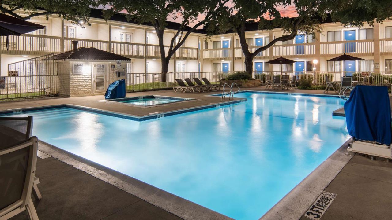Motel 6-Addison, Tx - Dallas Ngoại thất bức ảnh