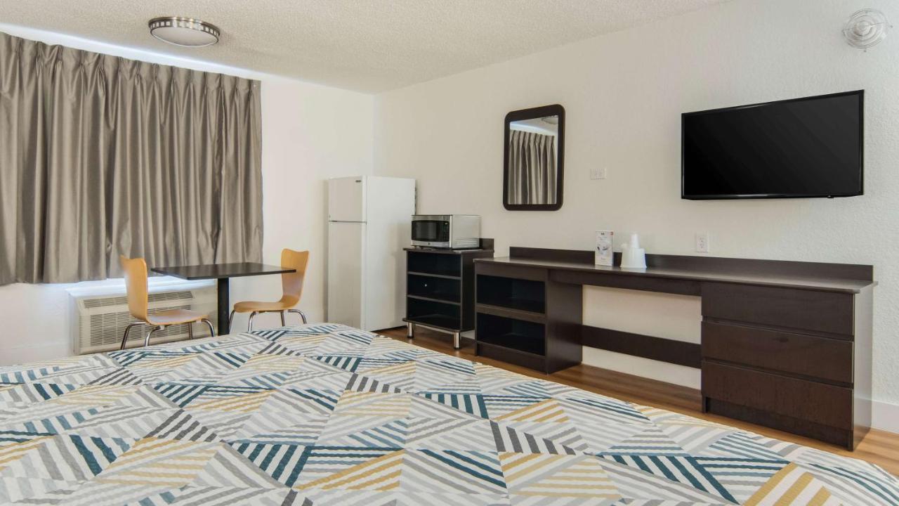 Motel 6-Addison, Tx - Dallas Ngoại thất bức ảnh