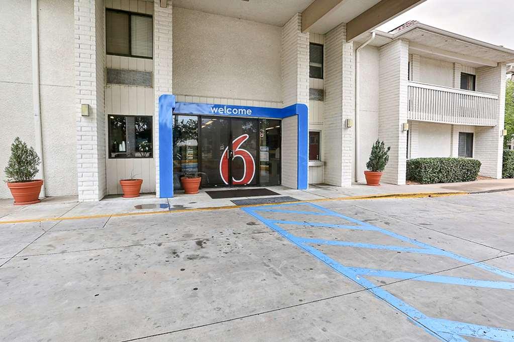 Motel 6-Addison, Tx - Dallas Ngoại thất bức ảnh