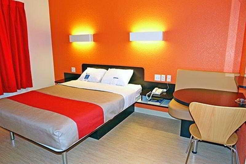 Motel 6-Addison, Tx - Dallas Ngoại thất bức ảnh